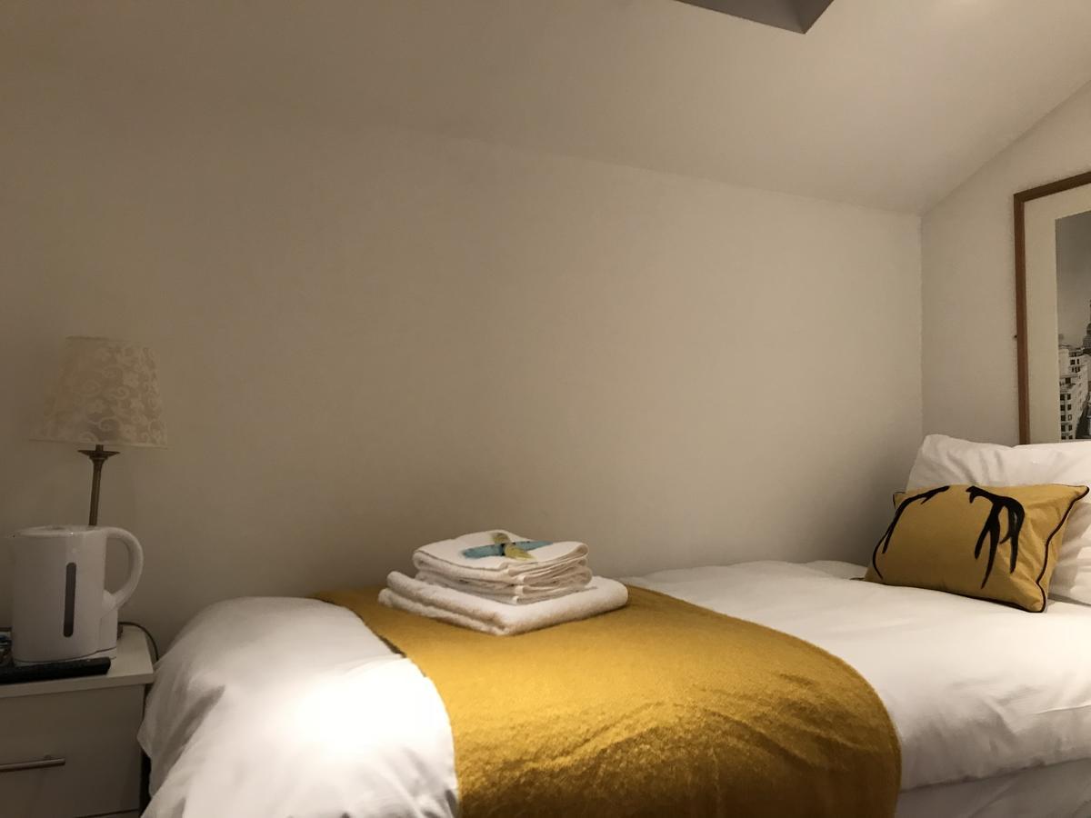 Riverbank Stay Londra Exterior foto