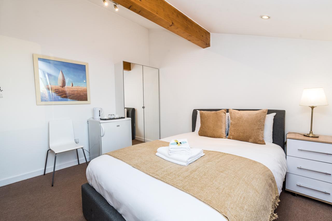 Riverbank Stay Londra Exterior foto