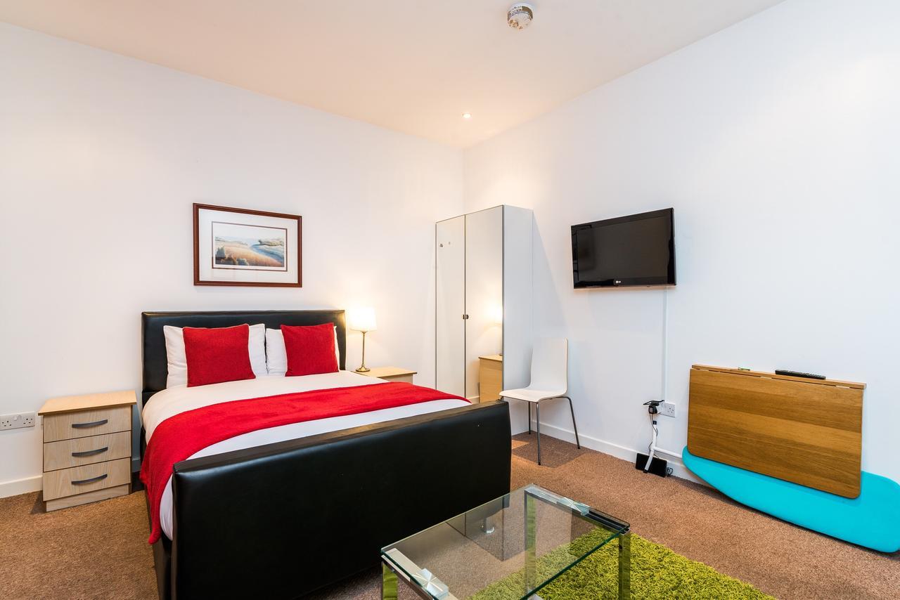 Riverbank Stay Londra Exterior foto