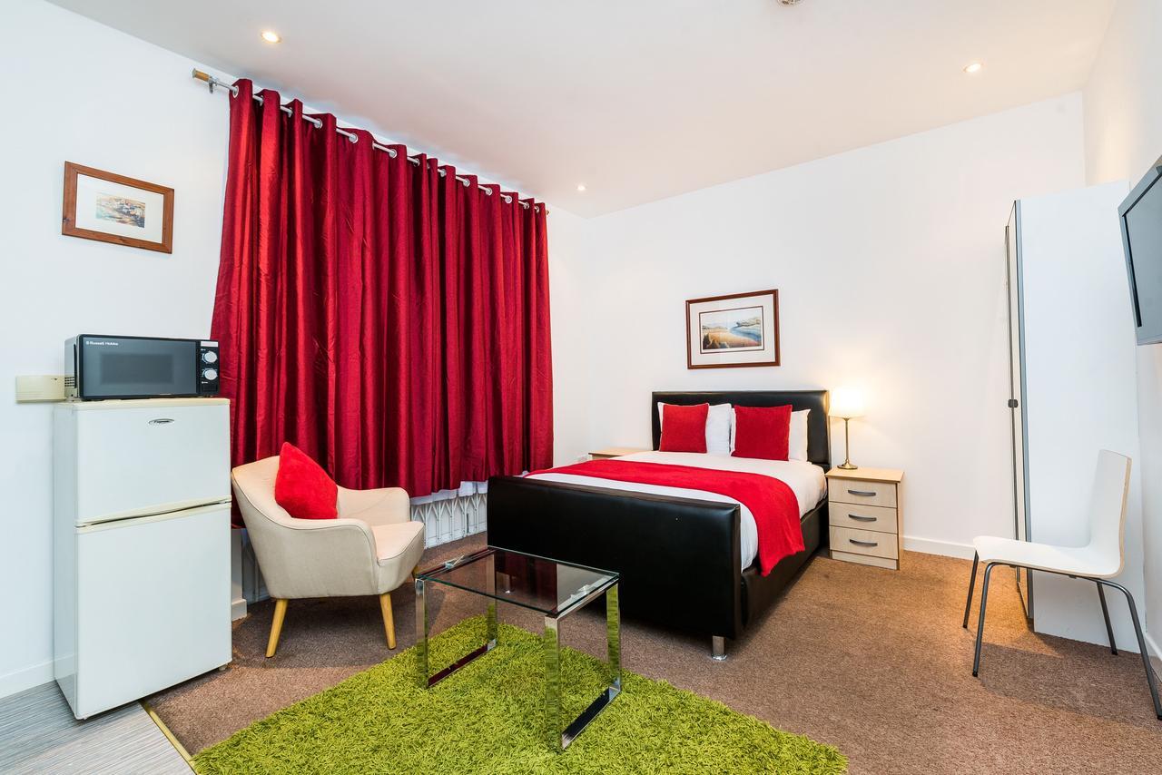 Riverbank Stay Londra Exterior foto